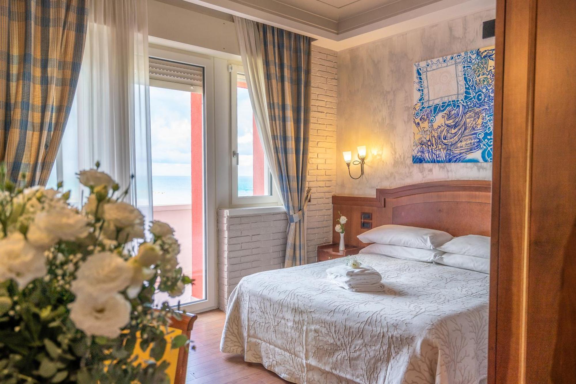 Art Hotel Santa Lucia Termoli Exterior photo