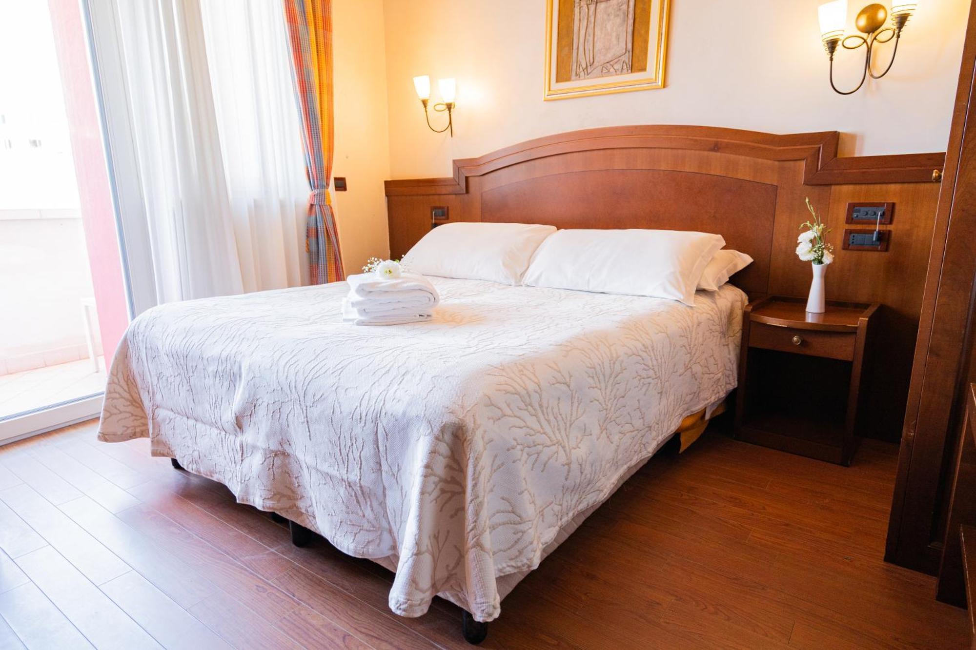 Art Hotel Santa Lucia Termoli Exterior photo
