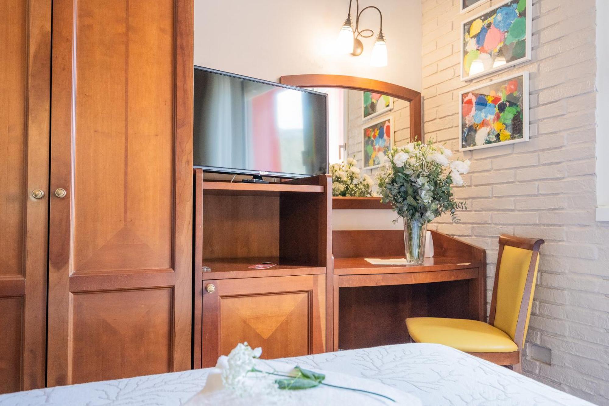 Art Hotel Santa Lucia Termoli Exterior photo