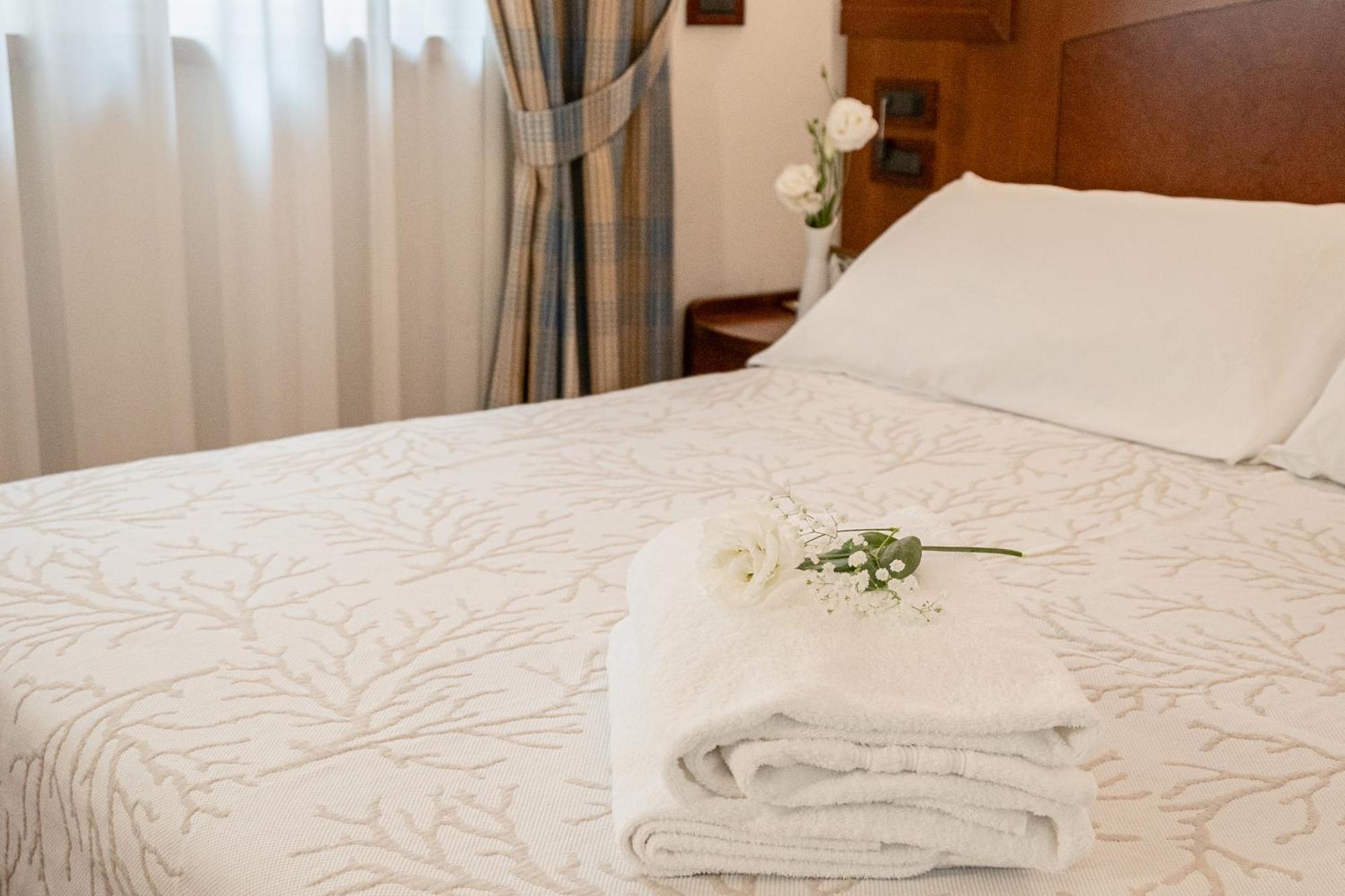 Art Hotel Santa Lucia Termoli Exterior photo
